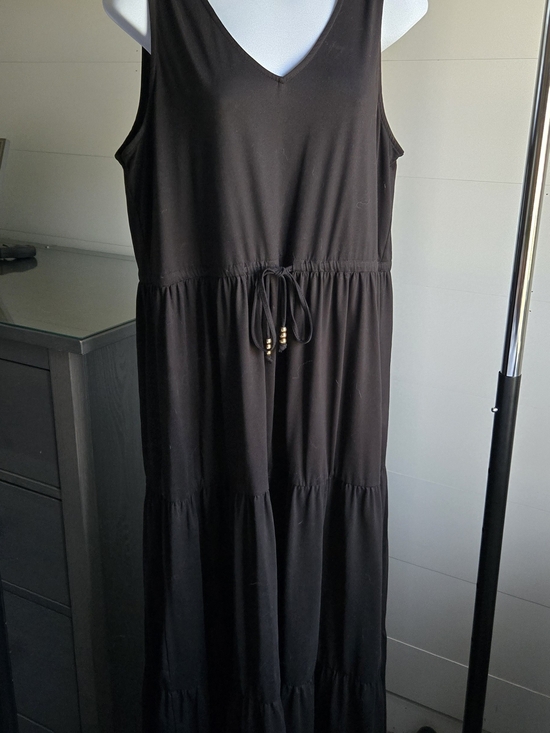 C. Wonder Dresses & Skirts - Sleeveless Black V-Neck Tiered Maxi Dress with Drawstring Waist